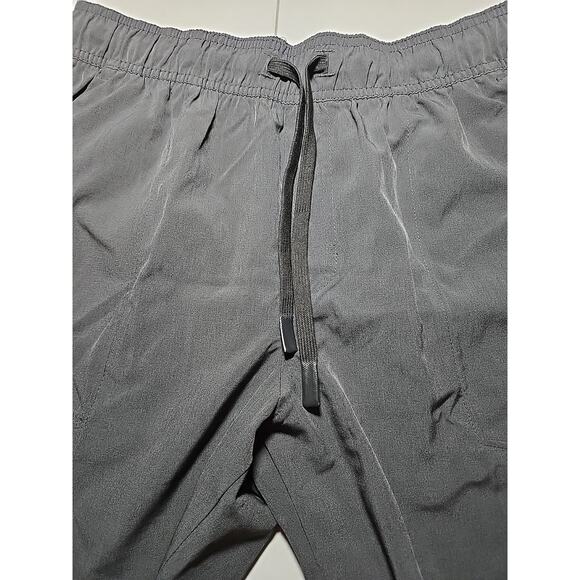 LEG3ND Shorts Mens Medium Dark Gray Athletic Lightweight Drawstring Pockets - Picture 4 of 5